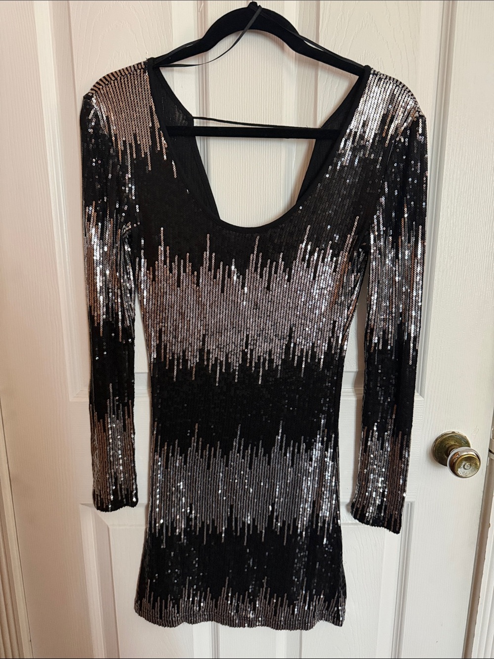 Windsor Black and Silver Sequin Long-Sleeve Bodycon Dress